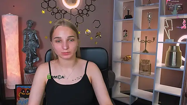 ollivia dream online show from June 2026 09:15:01 AM