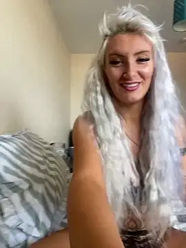 Livistreetxx online show from May 2026 10:42:02 AM