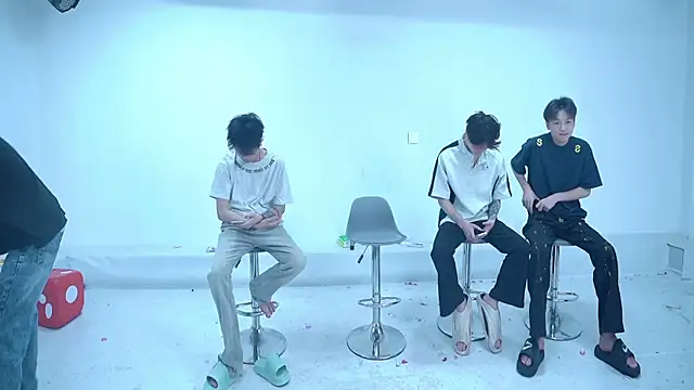Woshididimen- online show from May 2026 01:05:02 PM
