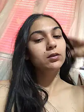 Snapshot of amira1348 chatting on May 2026 06:51:01 AM amira1348 online show from May 2026 06:51:01 AM