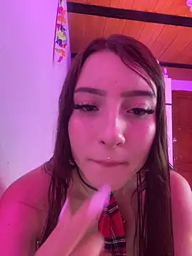 athenea Da online show from April 2026 06:31:02 PM