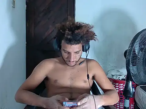 Snapshot of maicktentacionxxx chatting on June 2026 01:50:01 AM maicktentacionxxx online show from June 2026 01:50:01 AM