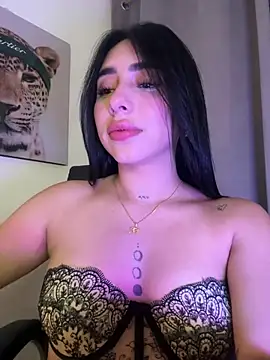 IsabellaNoir  online show from May 2026 10:49:02 PM