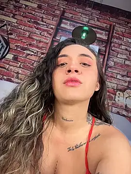 SinSirenXXX online show from May 2026 01:06:01 PM