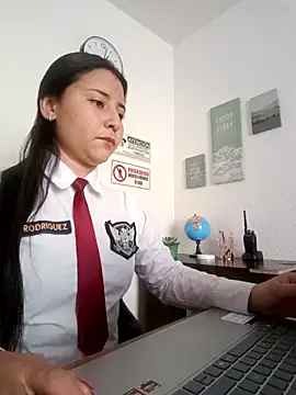 Queen linda1 online show from April 2026 06:03:02 PM