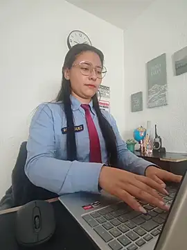 Queen linda1 online show from May 2026 02:10:01 PM