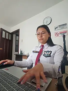 Queen linda1 online show from May 2026 12:35:02 PM