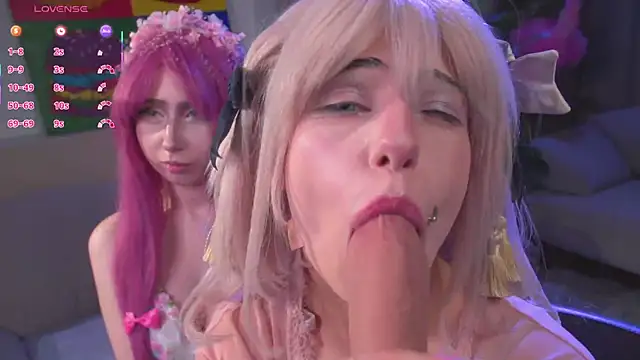 Snapshot of CosplayDream chatting on June 2026 09:07:02 PM CosplayDream online show from June 2026 09:07:02 PM