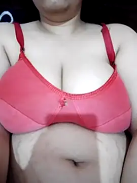 Snapshot of Lola_Sexyy chatting on May 2026 06:20:01 AM Lola Sexyy online show from May 2026 06:20:01 AM