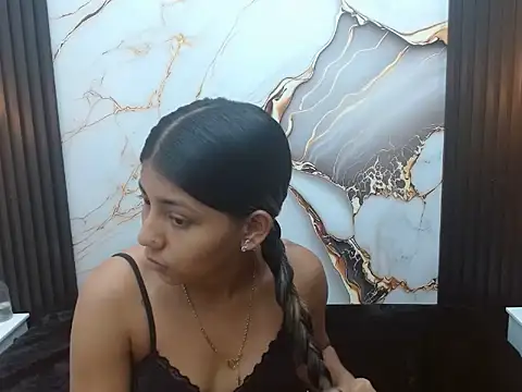 AndreaSerpa online show from May 2026 05:43:02 PM