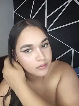 MIIA FOXXY online show from April 2026 07:39:01 PM