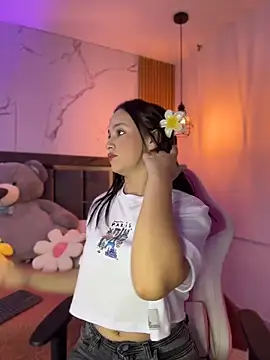 Doll Sofia  online show from April 2026 08:15:01 PM