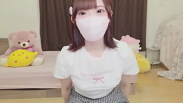 Snapshot of hiyo0001 chatting on June 2026 12:32:01 PM hiyo0001 online show from June 2026 12:32:01 PM