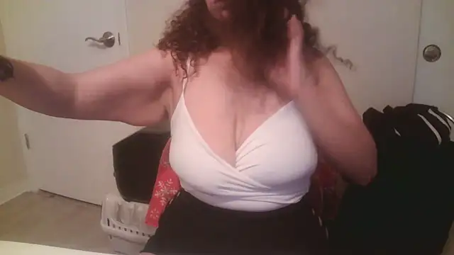 Snapshot of sugarbaby1818 chatting on May 2026 01:22:01 AM sugarbaby1818 online show from May 2026 01:22:01 AM