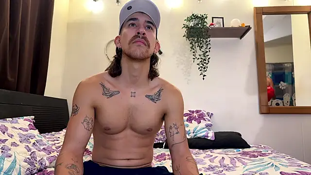 Aaron wheel online show from May 2026 03:01:01 AM