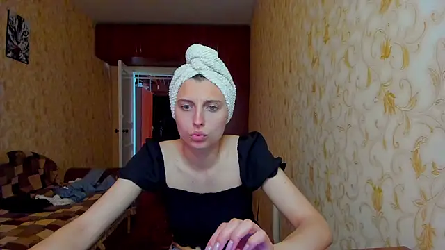 MilaShka29 online show from June 2026 07:07:01 AM