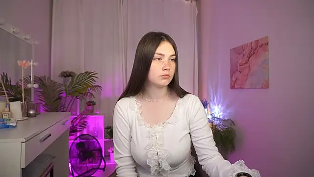 BettyMarlowe online show from June 2026 05:39:01 AM