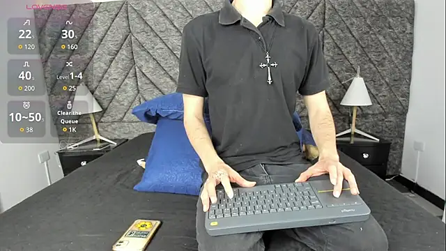 DemonFoxx online show from June 2026 12:06:02 PM