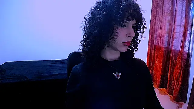 Nyxxei online show from April 2026 09:24:01 PM