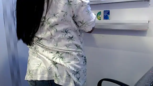 Sol vannesa online show from April 2026 02:35:01 AM