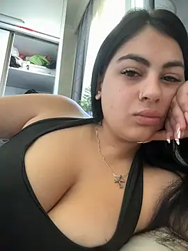 LilyLovell online show from May 2026 09:17:01 AM