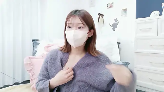Neko o33 online show from May 2026 06:18:01 AM