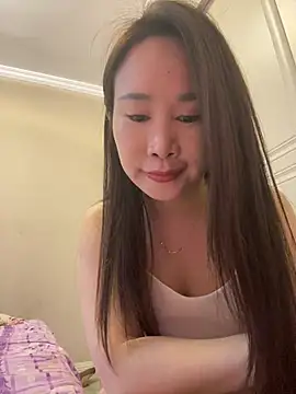 xiaoyan-888 online show from May 2026 09:25:01 AM