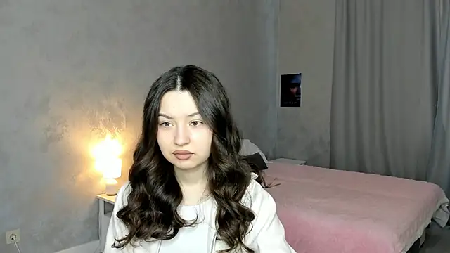 JanLokietek online show from April 2026 06:17:01 AM