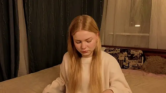 LavonaMadlem online show from May 2026 09:01:02 PM