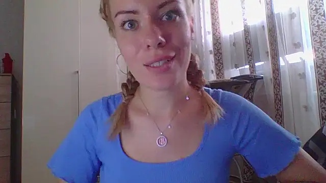 Snapshot of Softy_Aura_ chatting on August 2026 12:08:01 PM Softy Aura online show from August 2026 12:08:01 PM