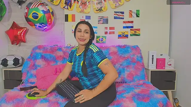 Snapshot of Nyra_Queen chatting on July 2026 03:13:01 AM Nyra Queen online show from July 2026 03:13:01 AM