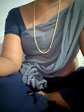 Tamil Hot HoneyBee online show from July 2026 04:03:02 PM