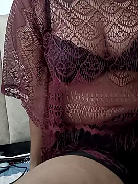 Snapshot of suny_301 chatting on June 2026 07:45:02 AM suny 301 online show from June 2026 07:45:02 AM