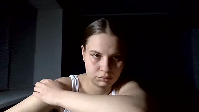  Linsyy ee  online show from April 2026 06:03:02 PM