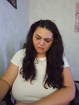 -CUTE-EVVIL- online show from June 2026 05:30:02 PM