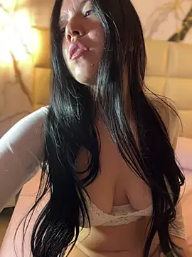 Snapshot of Dhapnee chatting on June 2026 02:33:01 PM Dhapnee online show from June 2026 02:33:01 PM