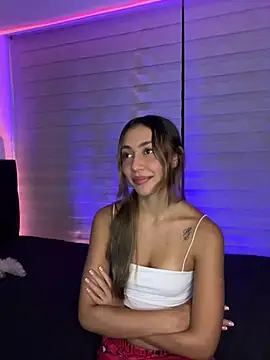 Snapshot of Bella_dannbond chatting on June 2026 12:31:01 AM Bella dannbond online show from June 2026 12:31:01 AM