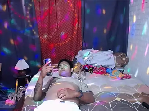 FleeCruz online show from April 2026 04:37:01 AM