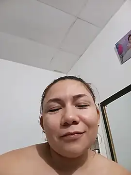 Snapshot of Luna_Morch chatting on June 2026 03:21:02 AM Luna Morch online show from June 2026 03:21:02 AM