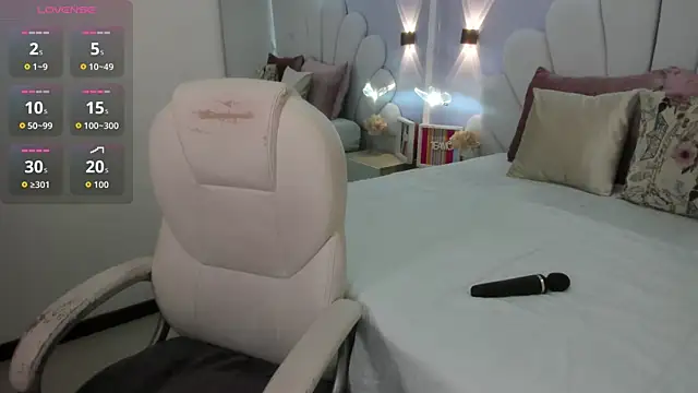 mia ortizz  online show from June 2026 09:50:02 PM