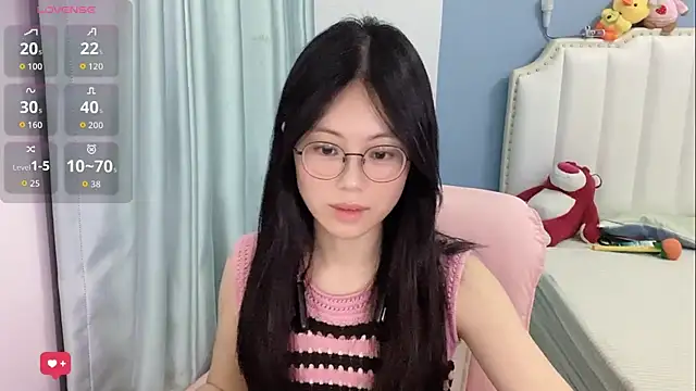 Luna-666 online show from June 2026 02:43:02 PM