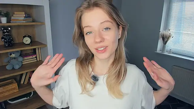 ShizueGattison online show from April 2026 09:40:01 AM