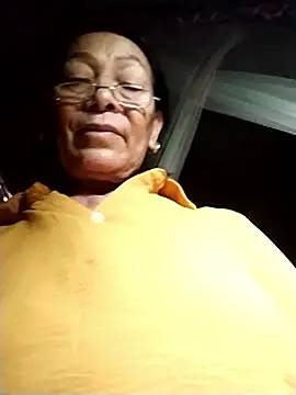Snapshot of mouth22 chatting on June 2026 01:43:02 AM mouth22 online show from June 2026 01:43:02 AM