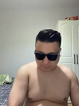 Snapshot of langzi-888 chatting on June 2026 05:44:02 PM langzi-888 online show from June 2026 05:44:02 PM