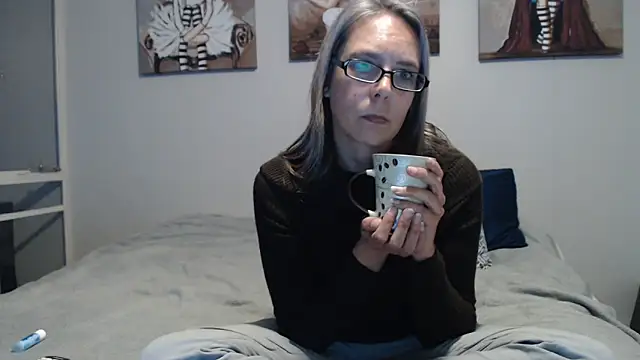 blondiesin50 online show from June 2026 04:48:02 AM