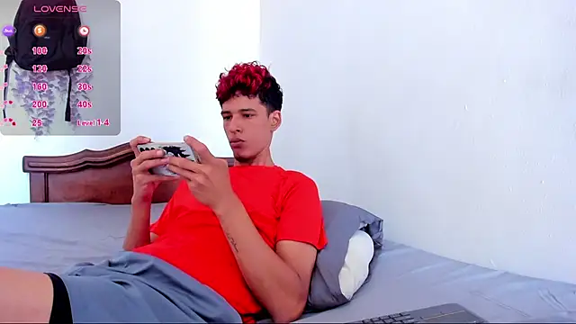 Snapshot of liammendoza98 chatting on June 2026 03:50:02 PM liammendoza98 online show from June 2026 03:50:02 PM