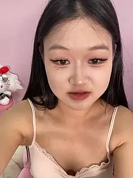 sweetld-02 online show from May 2026 01:07:01 PM