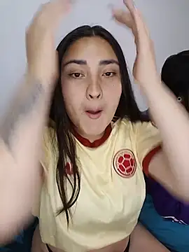 Snapshot of -brendda- chatting on June 2026 03:39:01 AM -brendda- online show from June 2026 03:39:01 AM