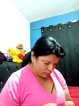 Samantha Kieran online show from May 2026 01:00:02 AM