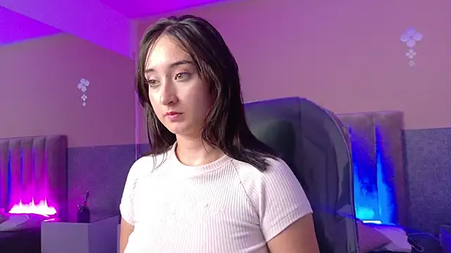 Snapshot of VICTORIA_FAIRIES chatting on May 2026 04:04:02 PM VICTORIA FAIRIES online show from May 2026 04:04:02 PM